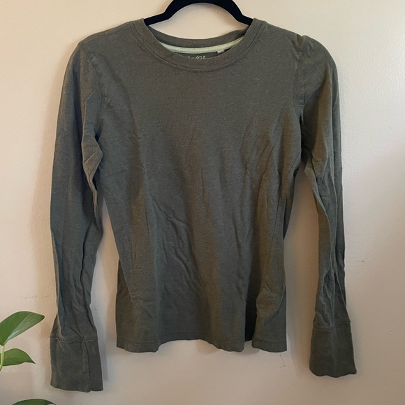 SO Tops - SO | Olive Long Sleeve Tee | Juniors Size Medium